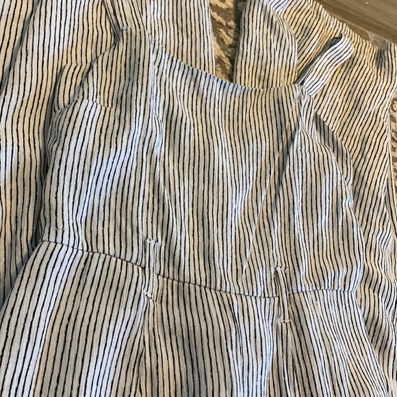 Romper - Picture 2 of 4